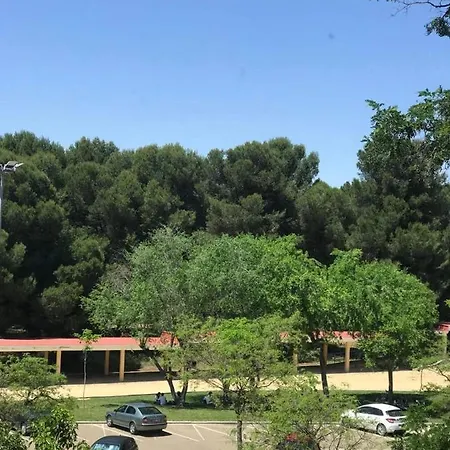 Estudio Loft En El Centro 3 O 4 Personas Cama Doble Y Sofa Cama Check In A Partir De 15 Y 30 Min Pm , Check Out Hasta 12 H Con Wifi Piscina Impresionante Con Tumbonas Y Bar Abierto De 12 A 20 Pm Parking Gratuito Muy Cercano Apartament *