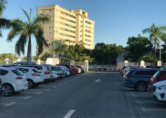 Estudio Loft En El Centro 3 O 4 Personas Cama Doble Y Sofá Nuevo Cama Doble Check In A Partir De 15 Y 30 Min Pm Check Out Hasta 12 H Con Wifi Un Solo Ambiente Todo Salón Y Con Grandes Ventanales