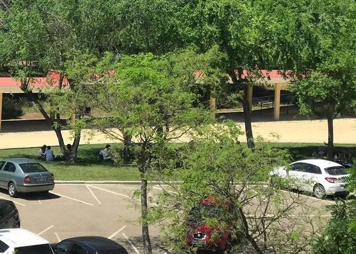 Lejlighed Estudio Loft En El Centro 4 Personas Cama Doble Y Sofa Nuevo De Cama Doble Check In A Partir De 15 Pm O Antes Si Estuviera Libre Con Wifi Grandes Ventanales