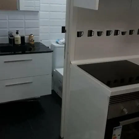 Estudio Loft En El Centro 3 O 4 Personas Cama Doble Y Sofa Cama Check In A Partir De 15 Y 30 Min Pm , Check Out Hasta 12 H Con Wifi Piscina Impresionante Con Tumbonas Y Bar Abierto De 12 A 20 Pm Apartment *