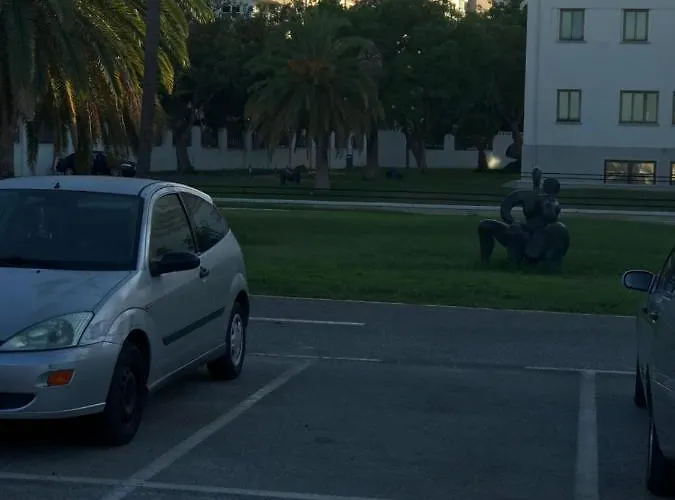 Апартаменты Estudio Loft En El Centro 4 Personas Cama Doble Y Sofa Nuevo De Cama Doble Check In A Partir De 15 Pm O Antes Si Estuviera Libre Con Wifi Grandes Ventanales *