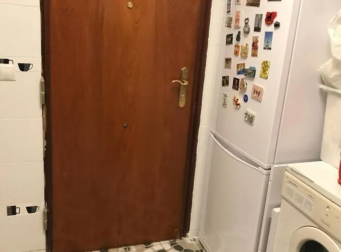 Estudio Loft En El Centro 4 Personas Cama Doble Y Sofa Nuevo De Cama Doble Check In A Partir De 15 Pm O Antes Si Estuviera Libre Con Wifi Grandes Ventanales Апартаменты